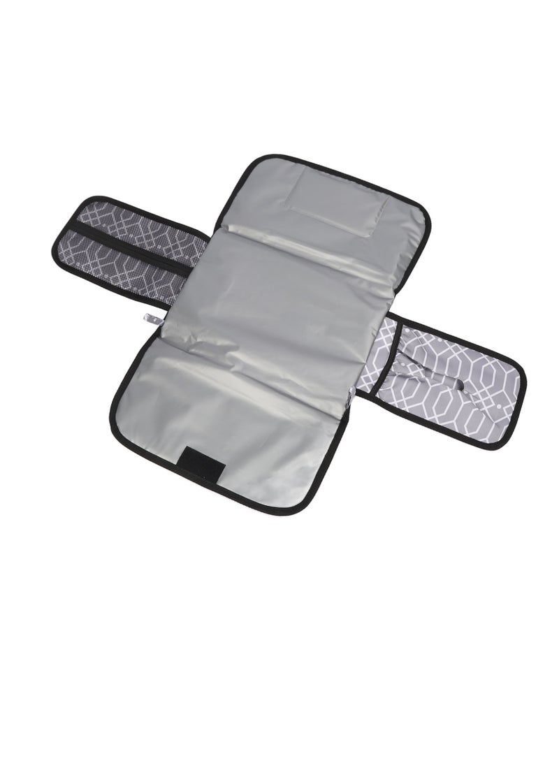 فيلوز وسادة حفاضات أطفال مقاومة للماء قابلة للطي مع حزام للسفر - Image 4