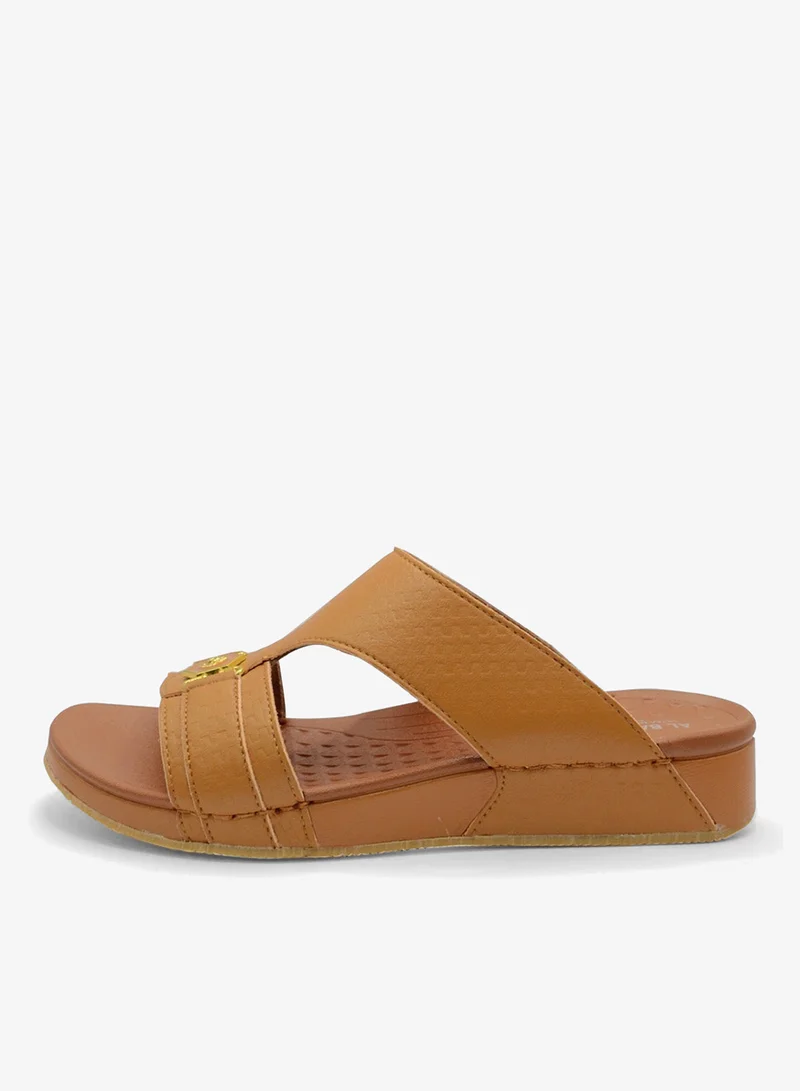 ال_باز صندل عربي تان للرجال من الباز - صنادل جلدية للرجال - صنادل جلدية مفتوحة عند الأصابع للرجال