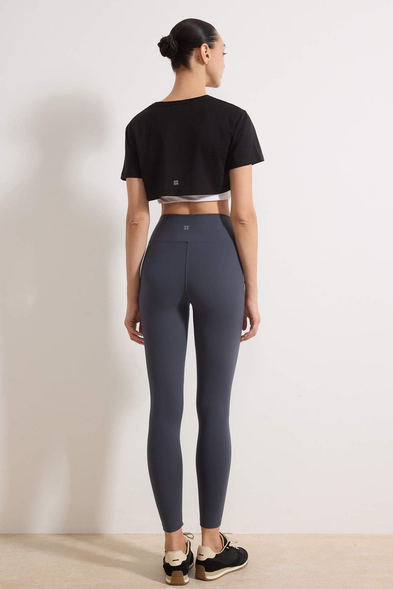 trendyol Anthracite Soft Brushed Fabric Reflective Print Detailed Full Length Knitted Sports Tights - Image 5