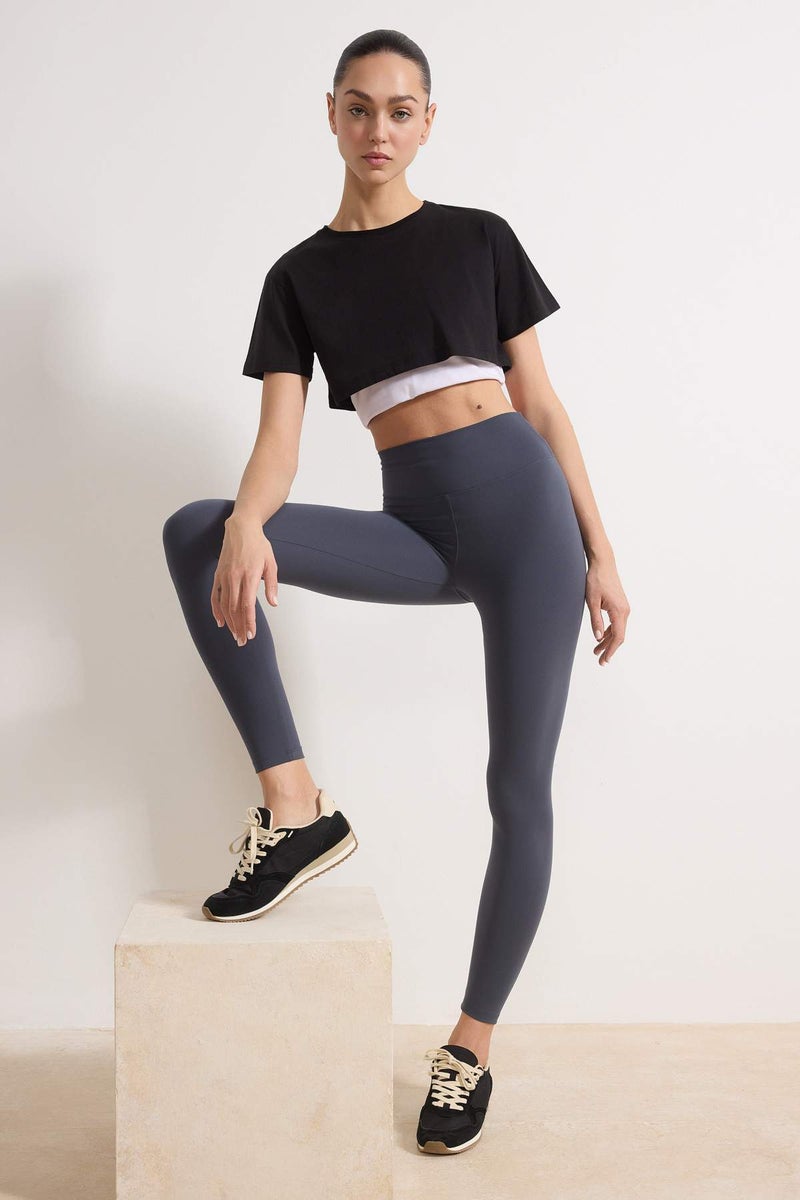 trendyol Anthracite Soft Brushed Fabric Reflective Print Detailed Full Length Knitted Sports Tights - Image 1