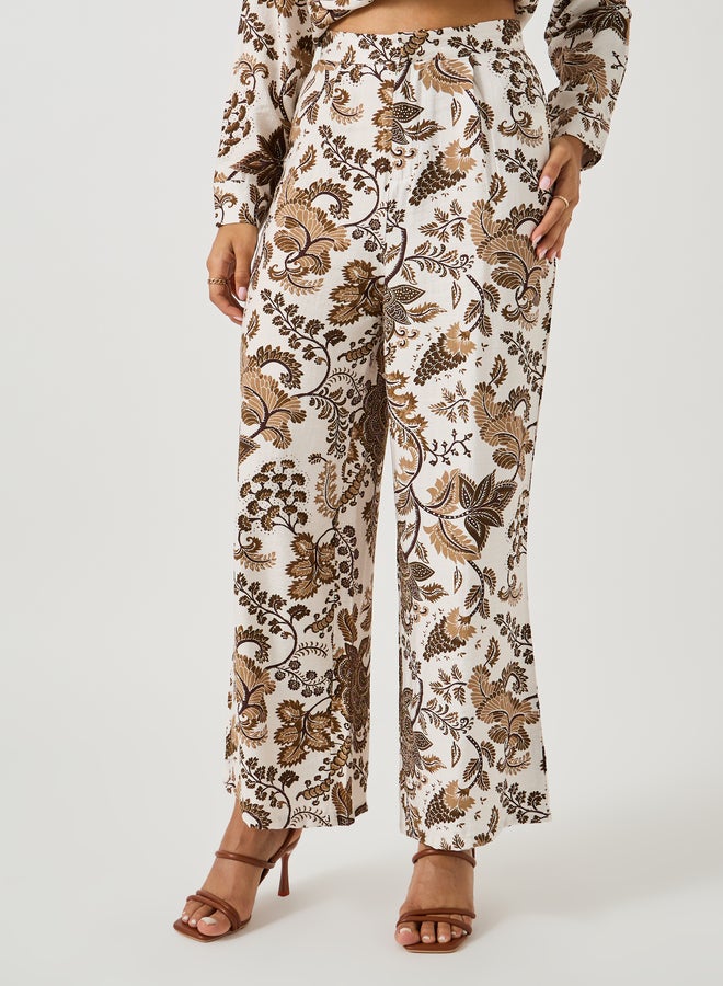Styli Printed Spread Collar Shirt and Wide Leg Pants Co-Ords  - Image 4