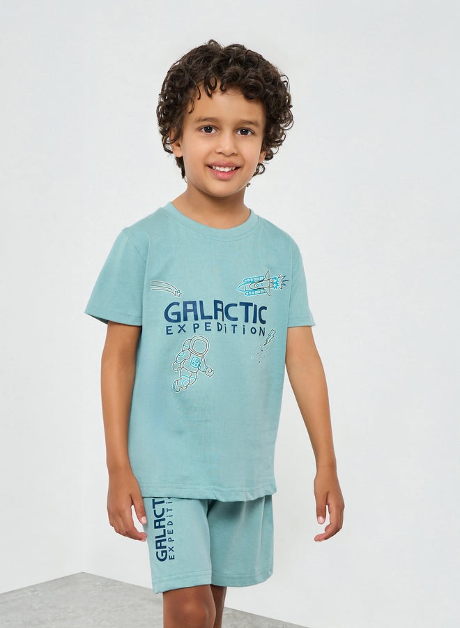 Styli Boys Printed Short Sleeve T-Shirt And Shorts Set - Image 2