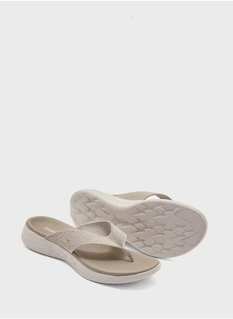 SKECHERS On The Go 600