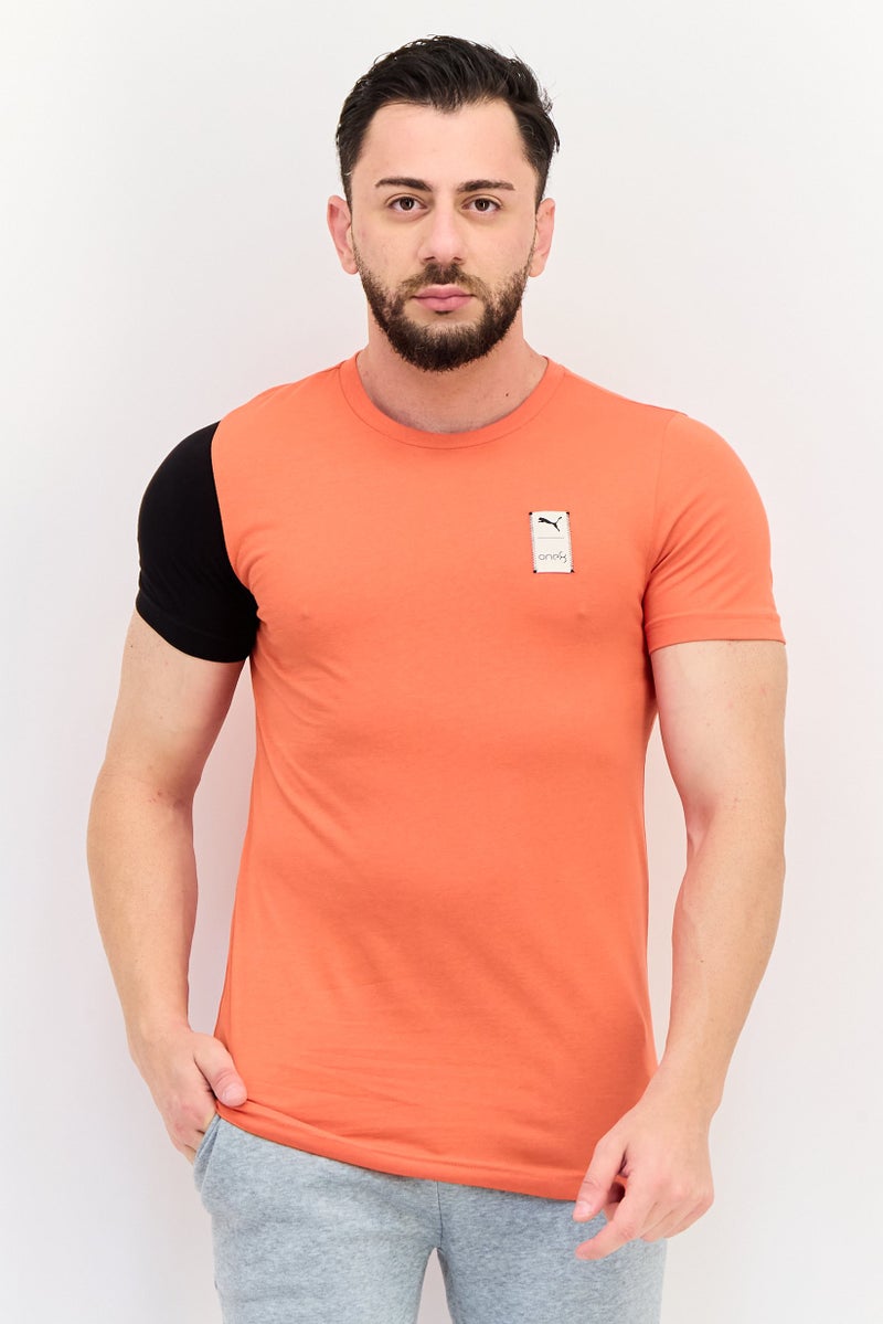PUMA تي شيرت تدريب قصير الأكمام بتصميم نحيف للرجال من بومة x One8، برتقالي - Image 1