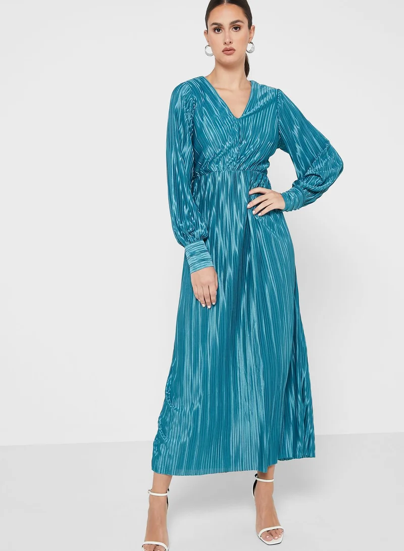 YAS V-Neck Plisse Dress