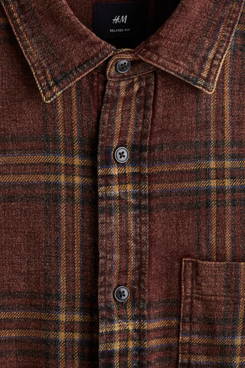 اتش اند ام قميص بقصة مريحة