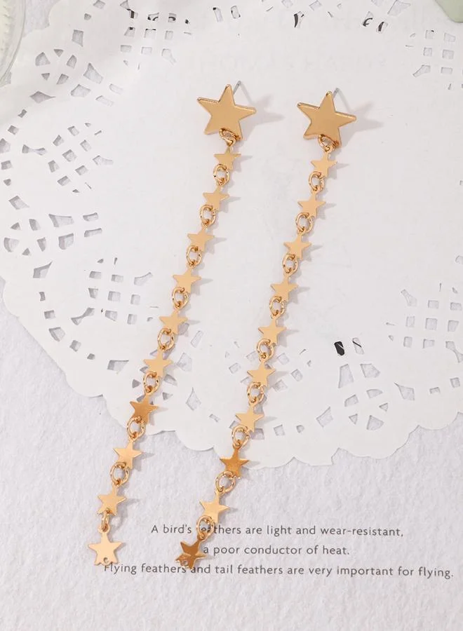تايك تو أقراط ذهبية متدلية بتصميم نجمة