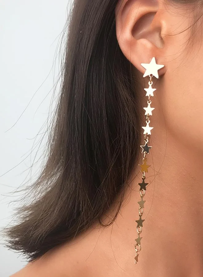 تايك تو أقراط ذهبية متدلية بتصميم نجمة