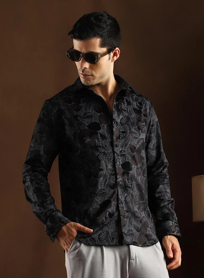 كامبوس سوترا قميص كامبس سوترا رجالي أسود ليلي بنقشة أوراق شجر كاجوال بياقة عادية وأكمام طويلة بأزرار