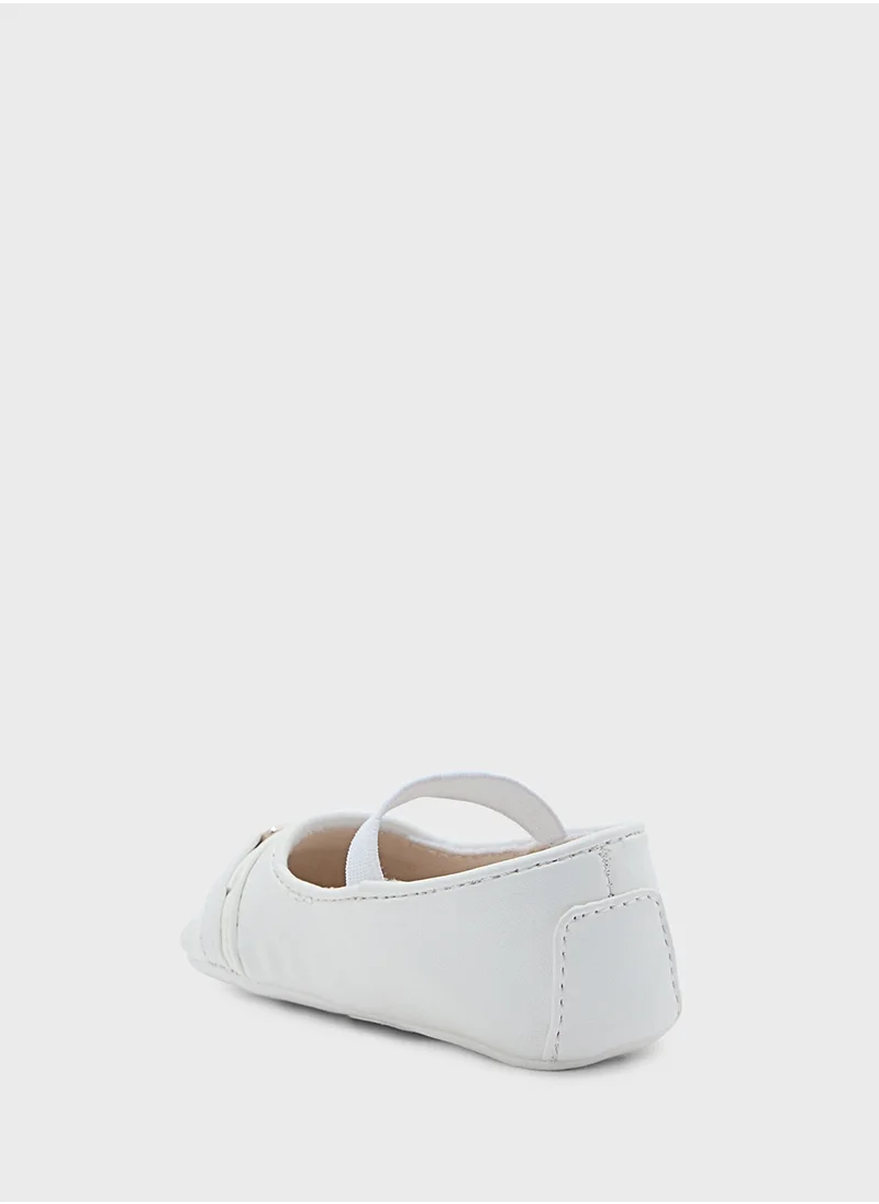 Michael Kors Kids Kenya Bow Low Top Sneakers