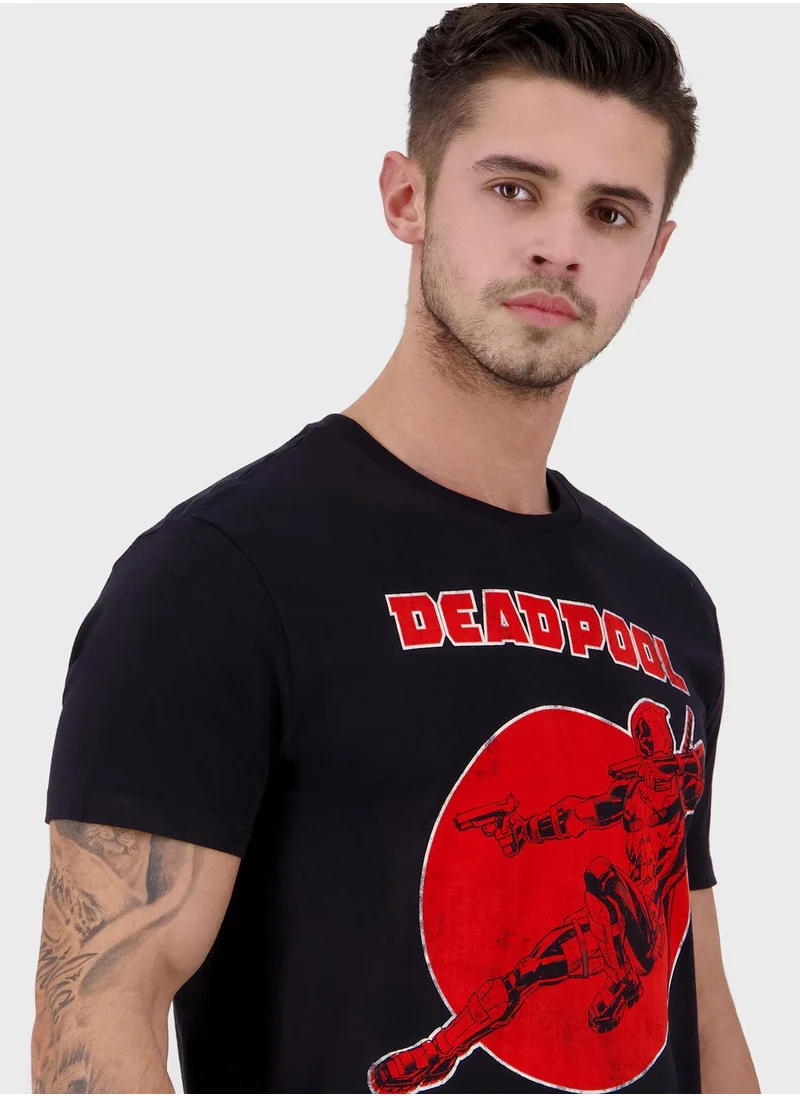 ديفيوزد تيشيرت بياقة دائرية وطبعات Deadpool