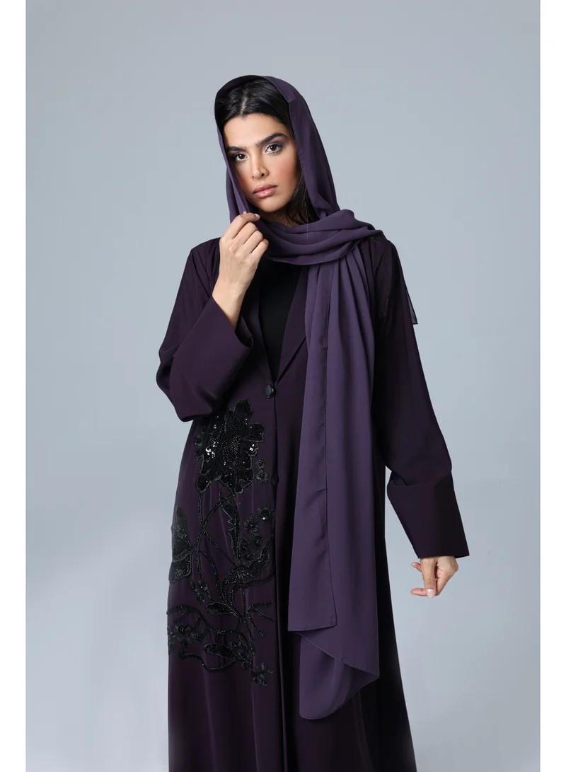 اكسا عباية بنفسجي تطريز اسود كرستال