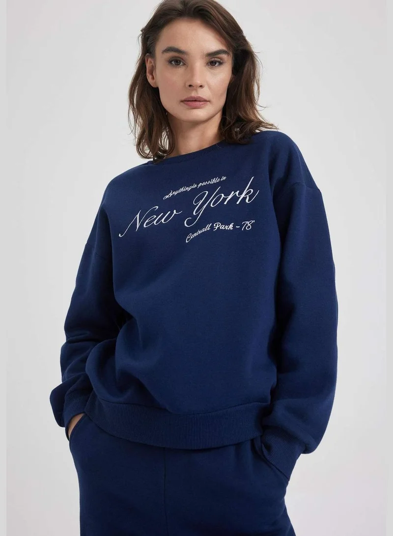 ديفاكتو Woman Relax Fit Crew Neck Long Sleeve Knitted Sweatshirt