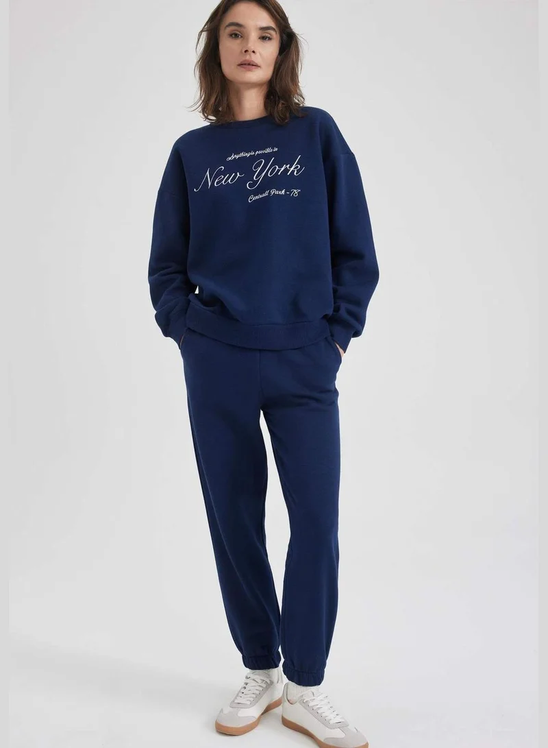 ديفاكتو Woman Relax Fit Crew Neck Long Sleeve Knitted Sweatshirt