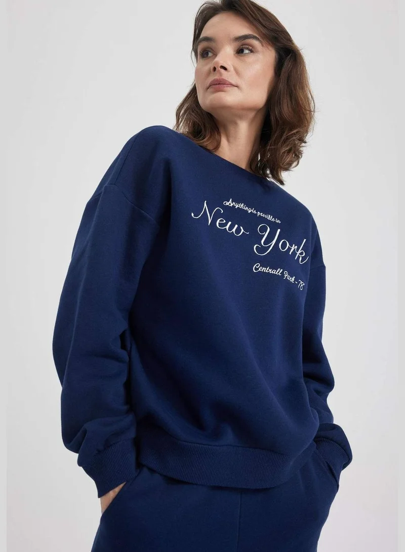 ديفاكتو Woman Relax Fit Crew Neck Long Sleeve Knitted Sweatshirt