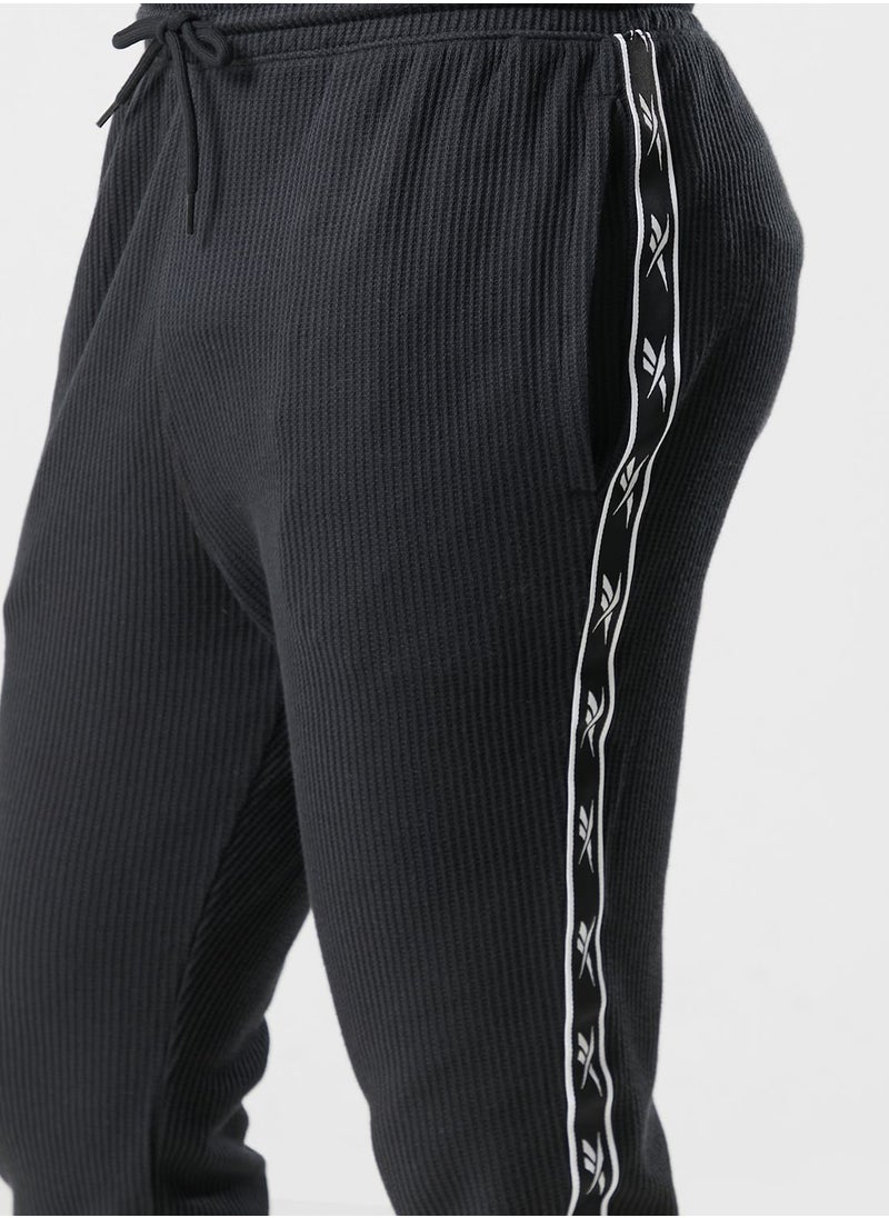 Reebok - Vector Tape Sweatpants - Image 1