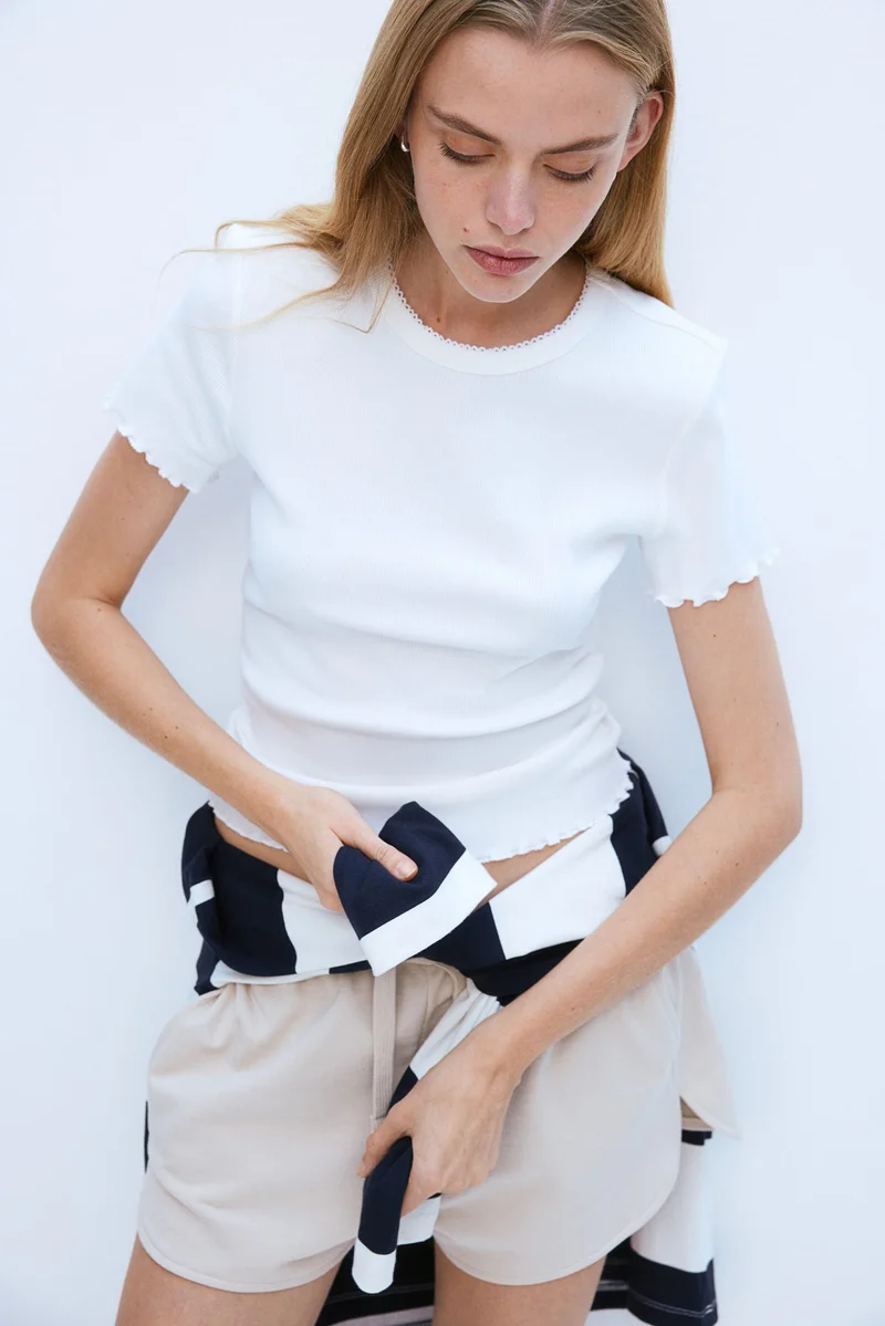 H&M Overlock-detail T-shirt