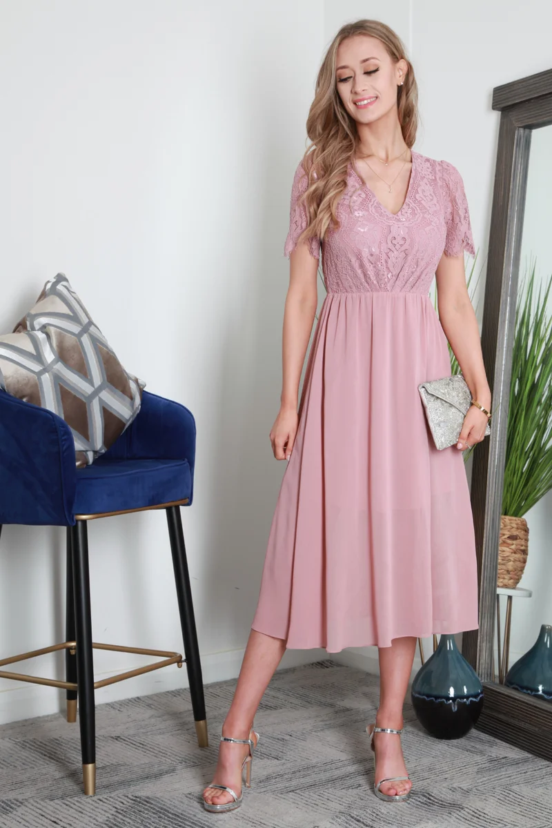 Scallop Lace V-Neck Split Hem Chiffon Midi Dress