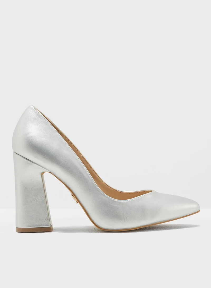 LOST INK Flared Heel Court Shoe