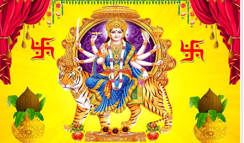 Backdropon قماش خلفية تصميم الإلهة مAA دورغا شيروالي مATA لتزيين البوجا ستارة تقليدية/خلفية للمهرجان بحجم 5 أقدام ارتفاع و8 أقدام عرض (5 * 8) - Image 1