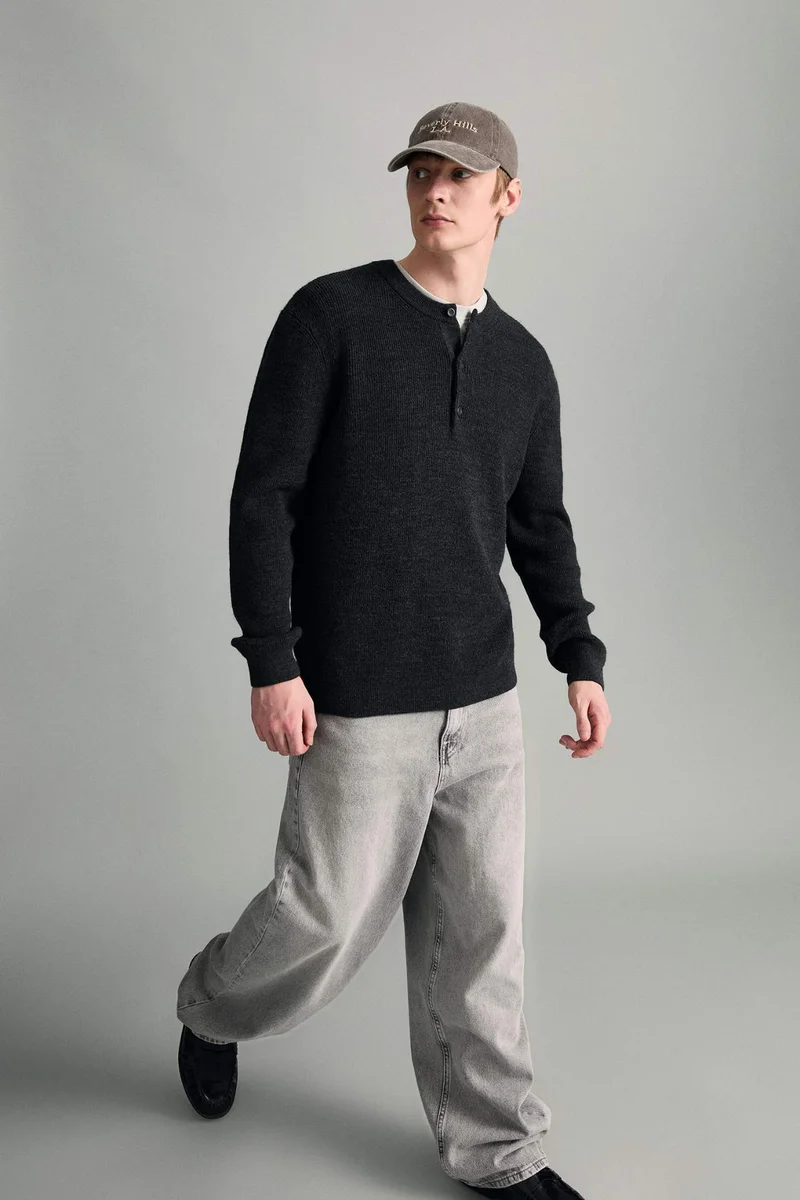 ديفاكتو Standard Fit Knit Pullover
