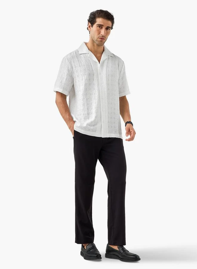 ايكونيك قميص أيقوني بنقوش قصيرة الأكمام