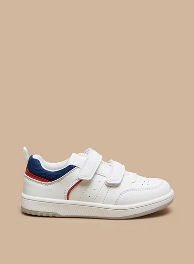 جونيورز Boys Solid Sneakers with Hook and Loop Closure