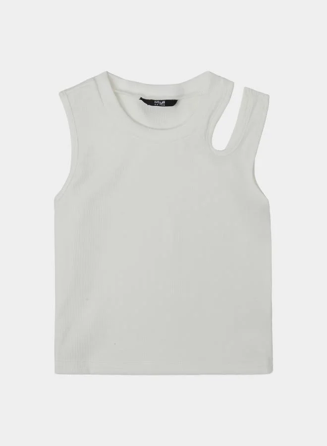 Styli Girls Off White Solid Ribbed Regular Fit Vest