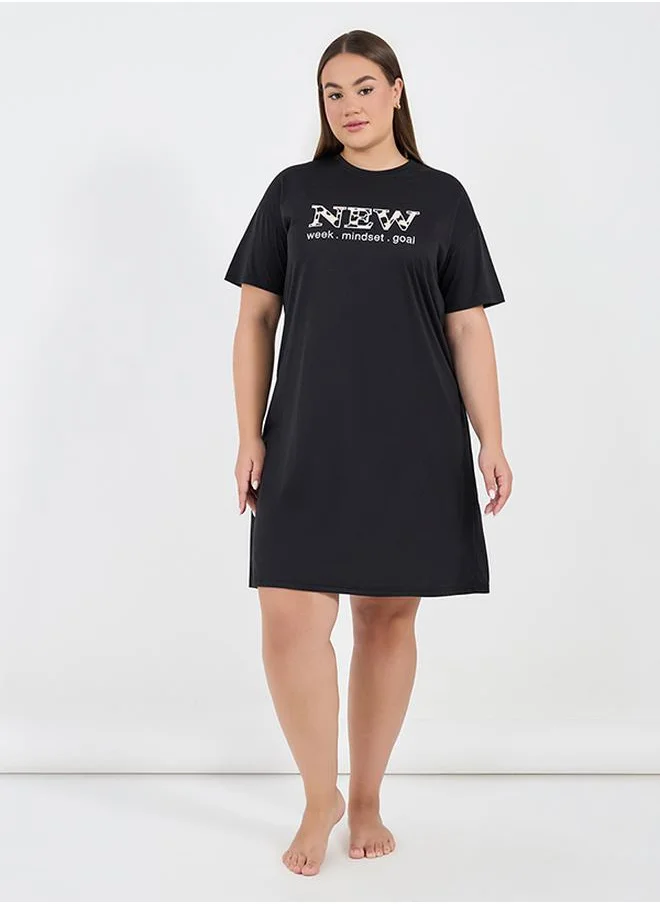 Styli Plus Size Leopard Graphic Print Sleep T-Shirt Dress