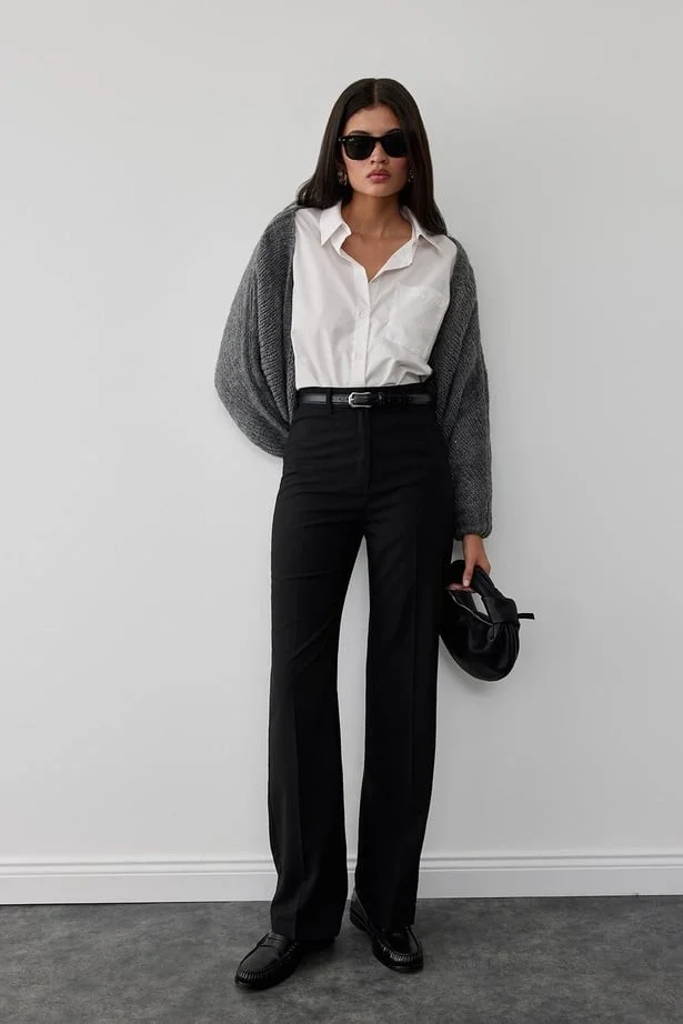 سود كوليكشن Saud Collection Black Everyday Straight Trousers