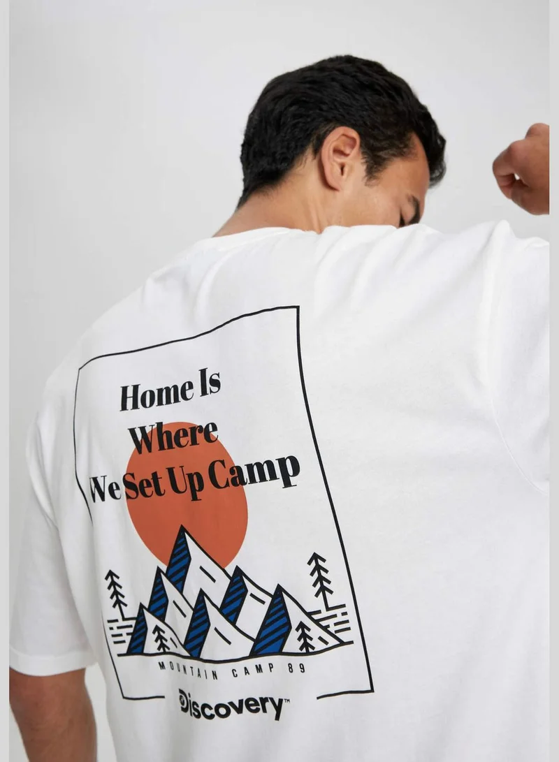 ديفاكتو Man Discovery Licenced Oversize Fit Crew Neck Short Sleeve Knitted T-Shirt
