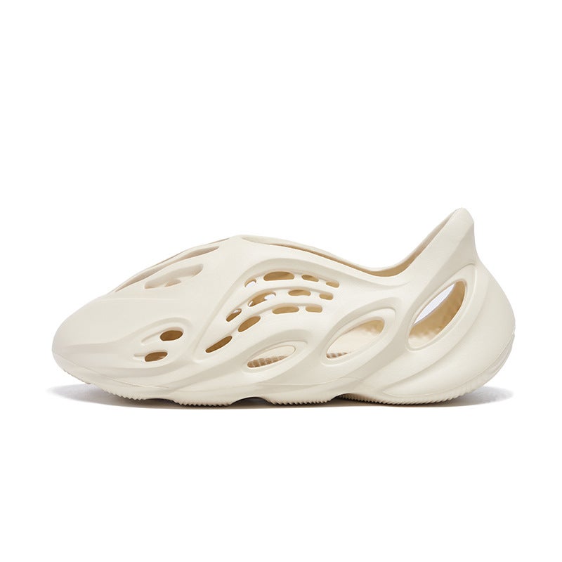Croc-Style Sandals With A Stepping-On-Clouds Feel, Unisex, Thick-Soled, Model, Breathable Casual Beach Slippers From Putian - Image 1