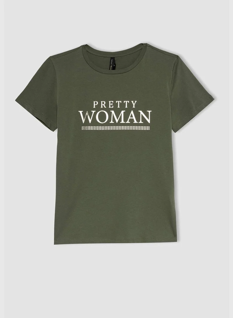 DeFacto Woman Regular Fit C Neck Regular Knitted Short Sleeve T-Shirt