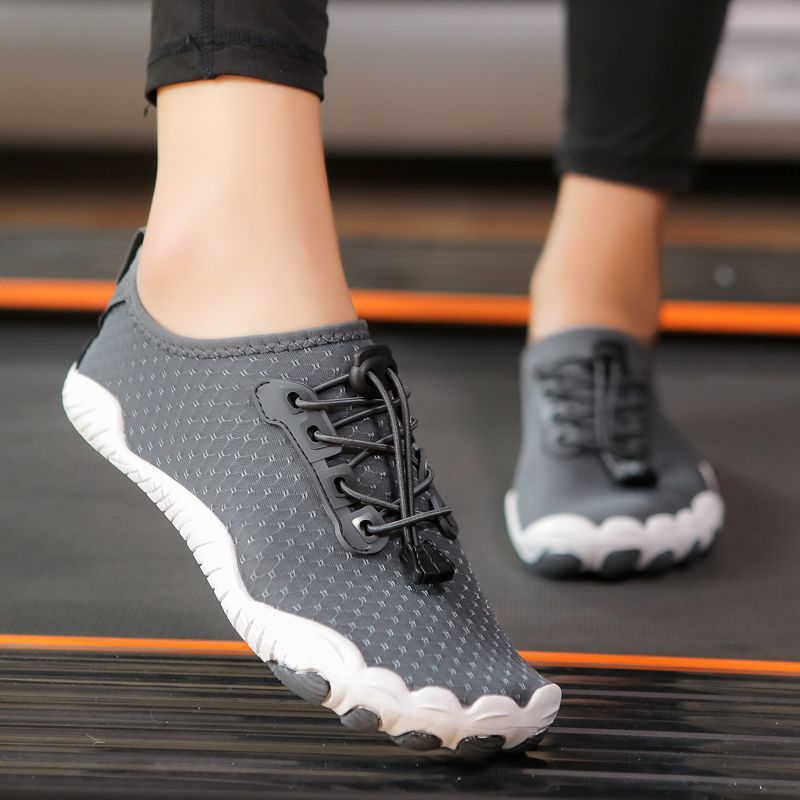 Soft-soled indoor fitness shoes for men and women non-slip yoga squat running rope skipping shoes shock absorption swimming trail shoes 106-dark gray upgrade-the version is fatter and larger 