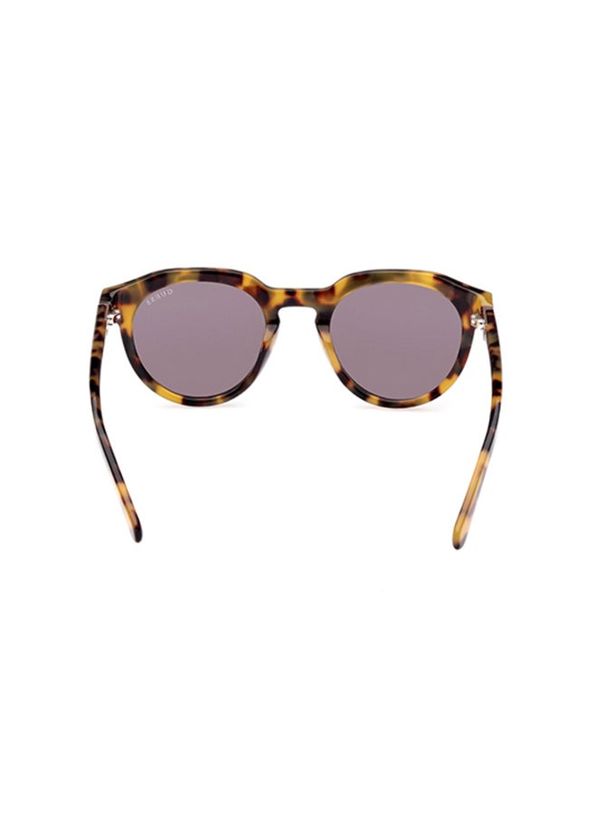 GUESS Round Sunglasses For Men - Blonde Havana  - Image 5