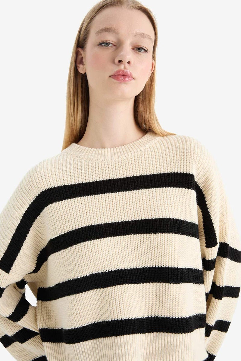 DeFacto Oversize Crew Neck Striped Knit Pullover - Image 4