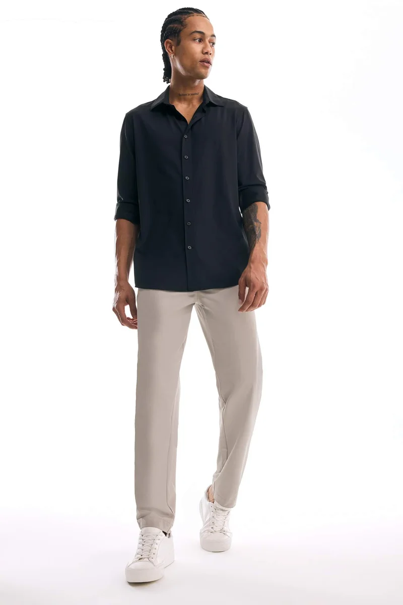 ديفاكتو Slim Fit Polo Collar Long Sleeve Shirt