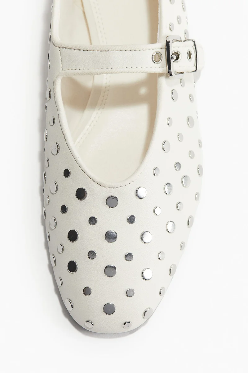 اتش اند ام حذاء باليه ماري جين بدبوس