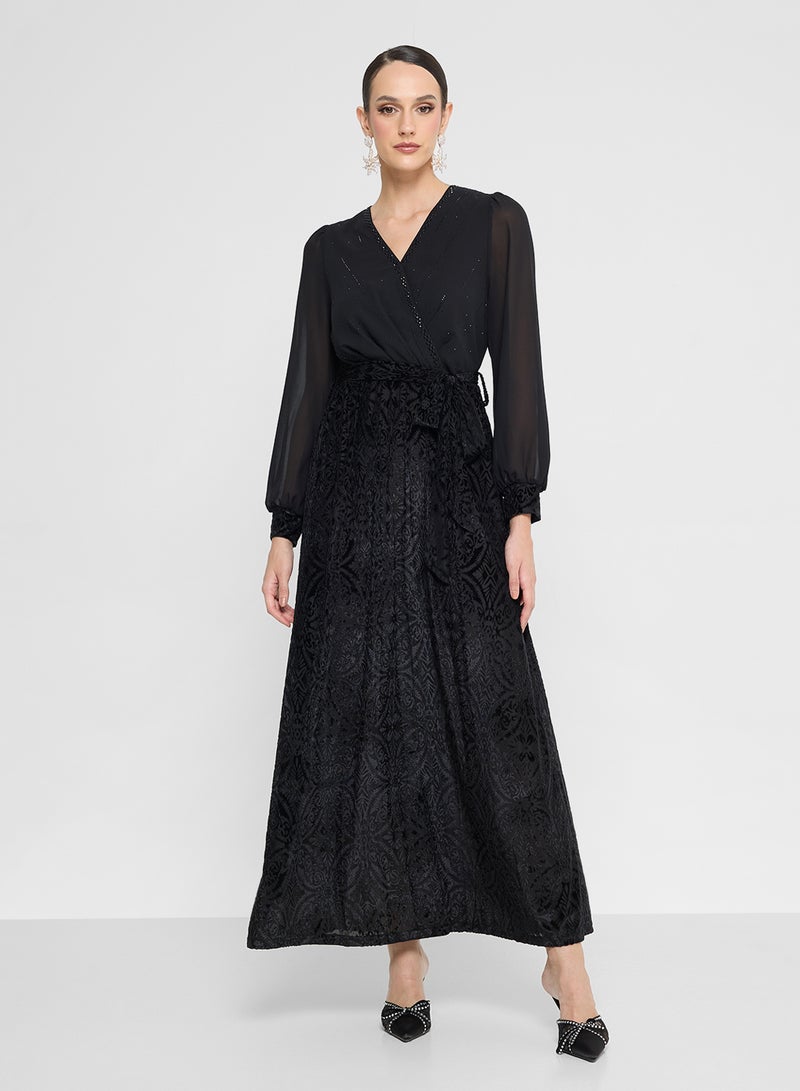 خزانة فستان - بأكمام منفوشة - Image 1