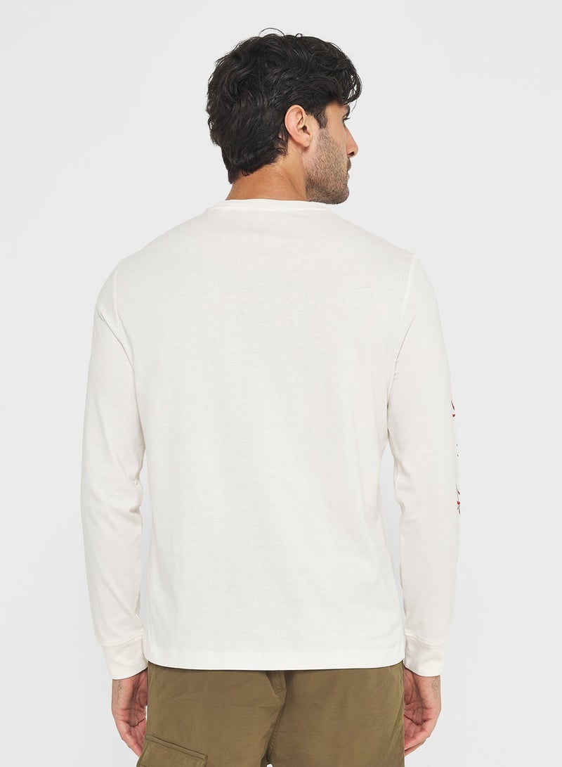 GUESS Casual Crew Neck T-Shirt - Image 2