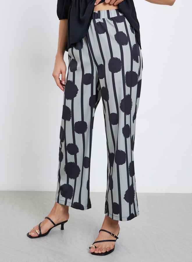 تايك تو طقم قميص أسود بكشكش وبنطال مخطط منقط - Image 4