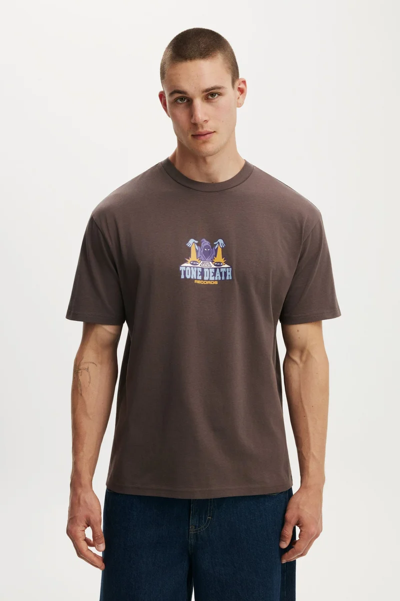 كوتون اون تيشيرت برسومات يومي مناسب