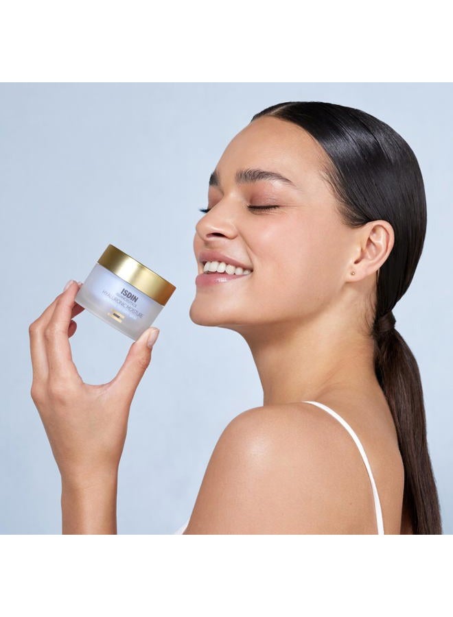 ISDIN مرطب الوجه اليومي من إيسدينسيوتيكس مع حمض الهيالورونيك للبشرة العادية إلى الجافة 1.76 أونصة - Image 2