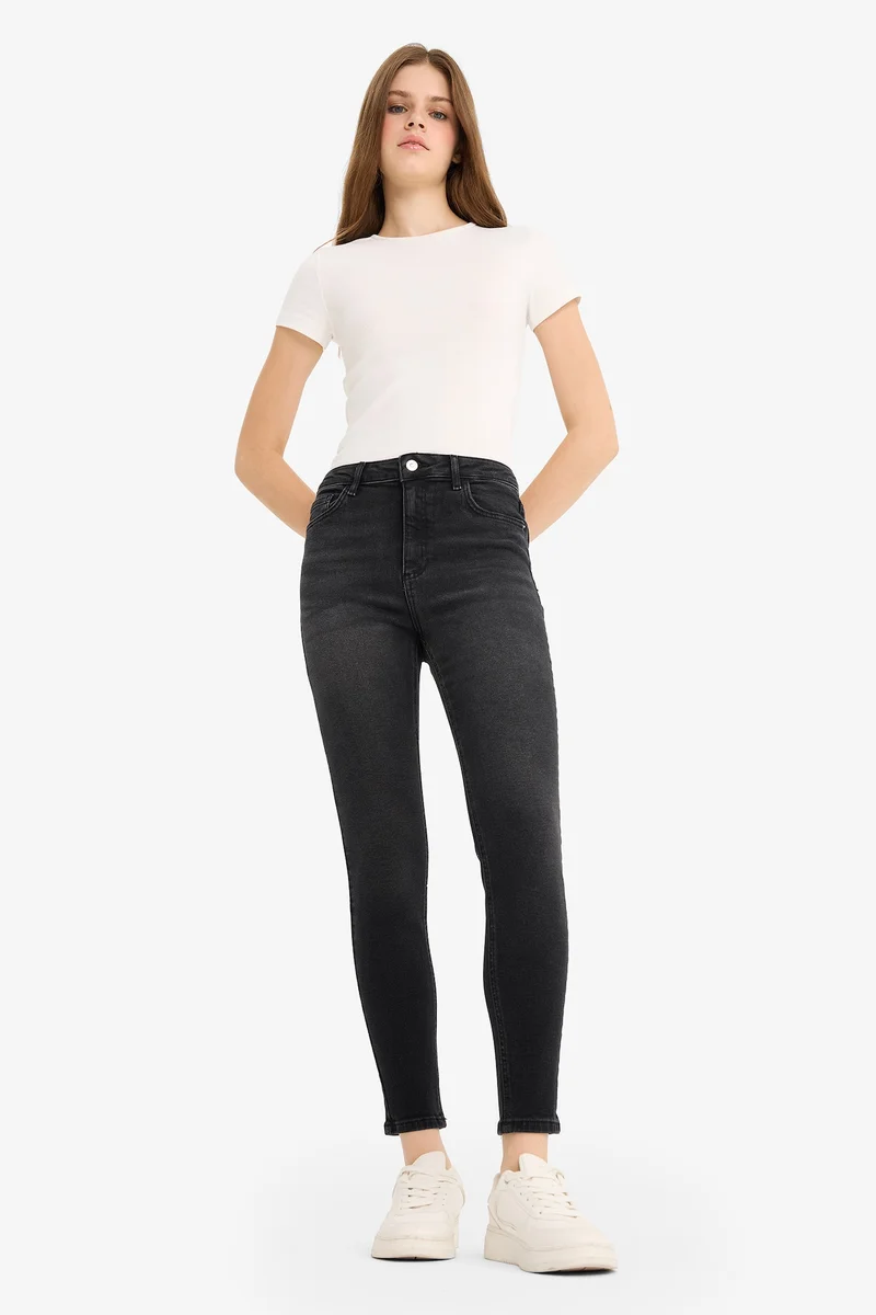 Defacto  Skinny Fit High Waist Ankle Length Jeans for Women | Best Price UAE