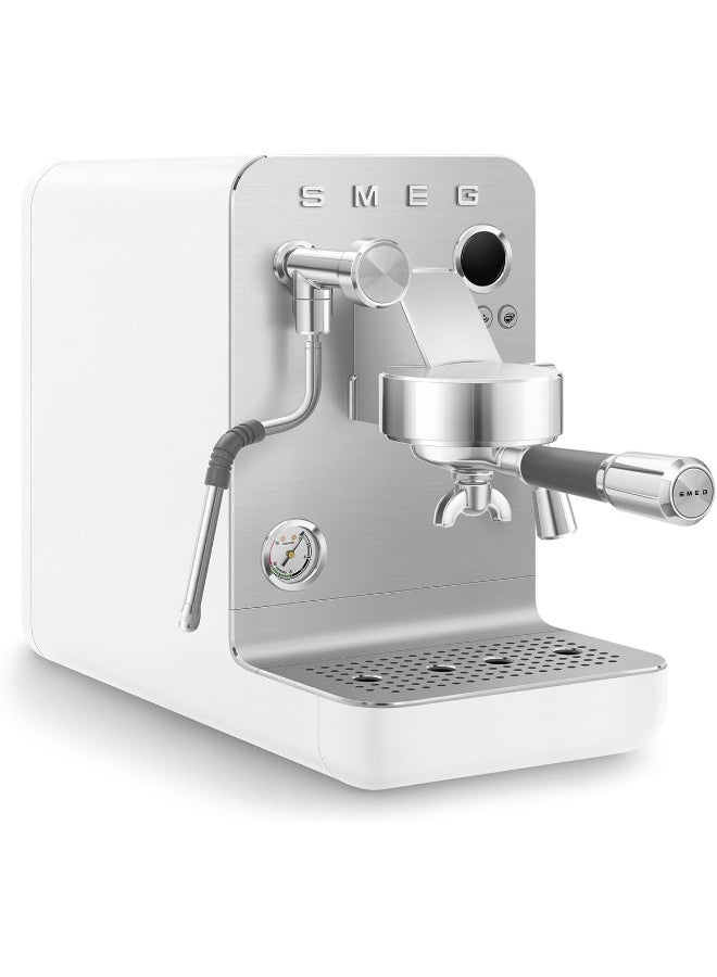 smeg Mini Pro Espresso Machine Emc02Whmuk – Luxury Italian Design, 15-Bar Professional Pressure, Barista-Grade Espresso Maker, Compact & Elegant, 2.4 L EMC02WHMUK WHITE MATT - Image 2