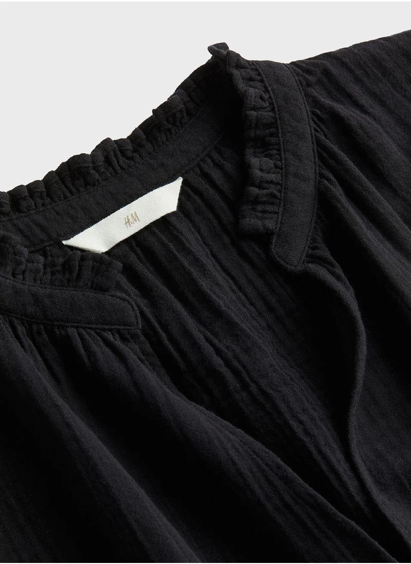 H&M Frill Trimmed Top