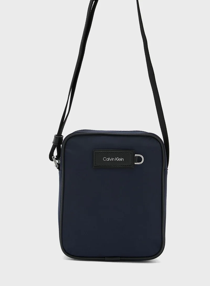 CALVIN KLEIN Wide Strap Messenger Bag