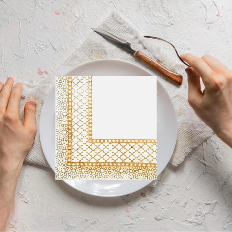 NICE Touch مناديل ورقية مطبوعة بلمسة حريرية (50 سحب لكل عبوة، 200 ورقة، 33 × 33 سم) | عبوة من 4 مناديل مطبوعة | مناديل طاولة 2 طبقة | أساسية للحفلات | أنماط زهرية وهندسية، ذهبية وفضية - Image 4