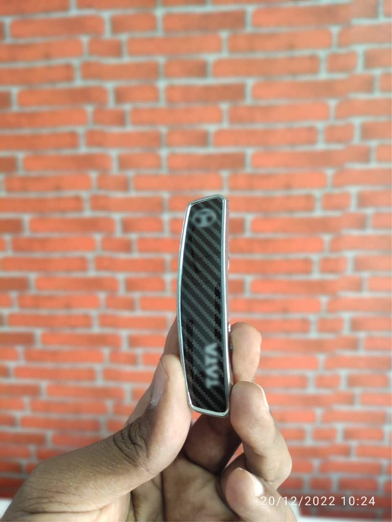 BIG FLAG Plastic 3D Gel Coated Car Door Guard - Carbon Fiber Universal For Specific Brand (Pack Of 4, 3Ddgcfvar, Tatta) - Image 1