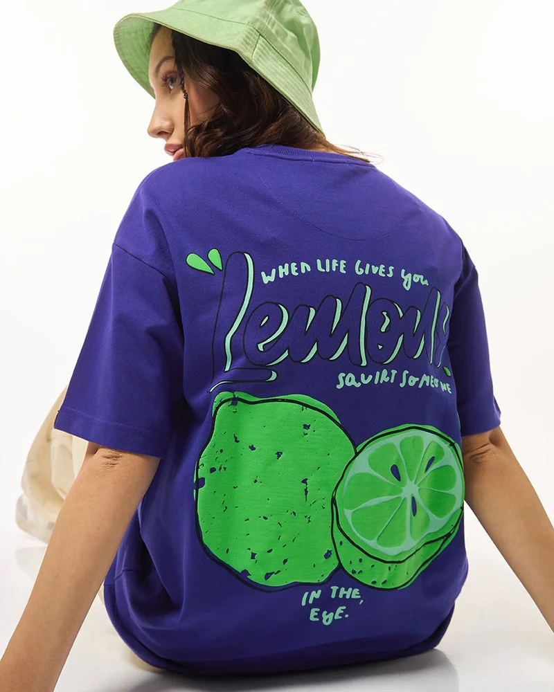 بيواكوف تيشيرت نسائي أزرق بطبعة ليمون مقاس كبير